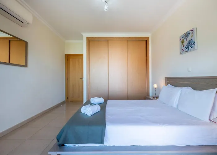 Encosta Da Marina Lagos Lagos