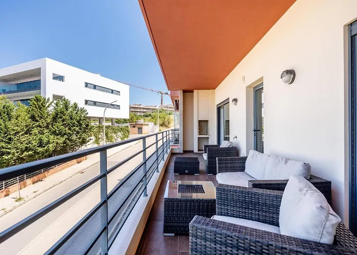 Encosta Da Marina Lagos