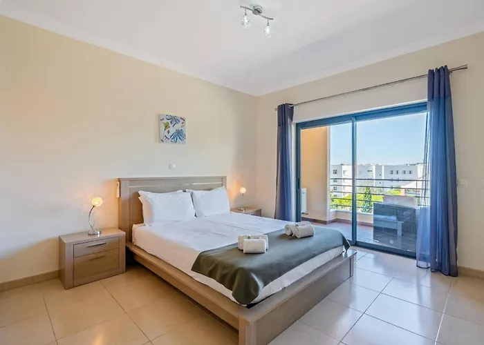 Encosta Da Marina Lagos *