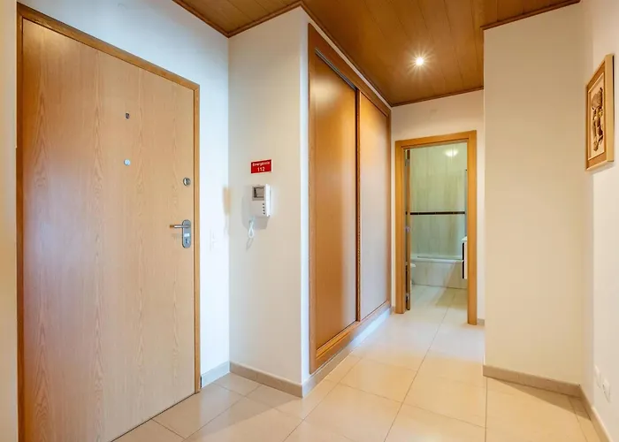 Encosta Da Marina Lagos Lagos